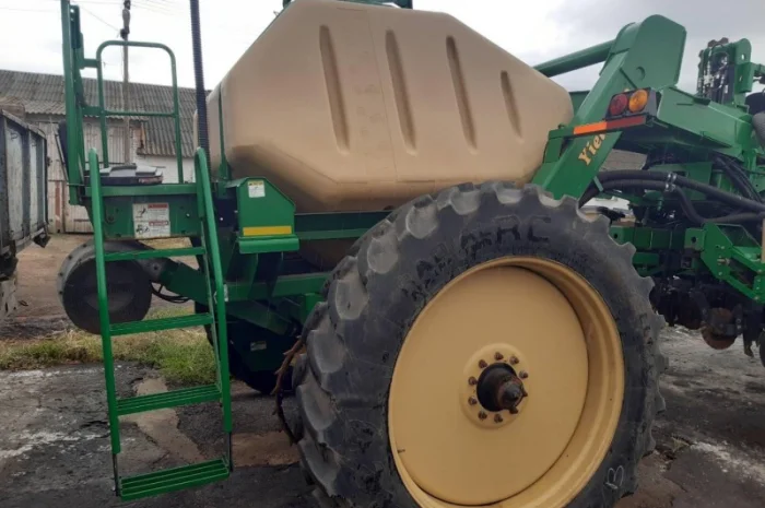 Сеялка Great Plains YP-1630 (Precision Planting)- фото № 2