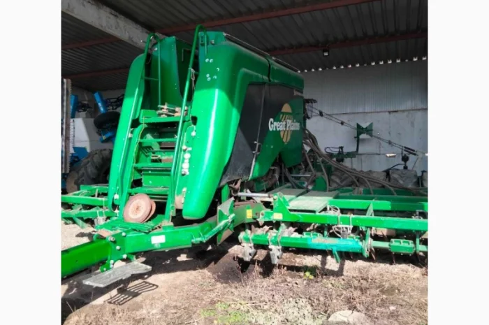 Продам Great Plains Centurion 600- фото № 1