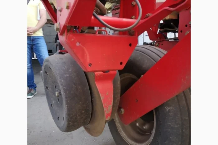 Очиститель ряда challenger 8180- фото № 3