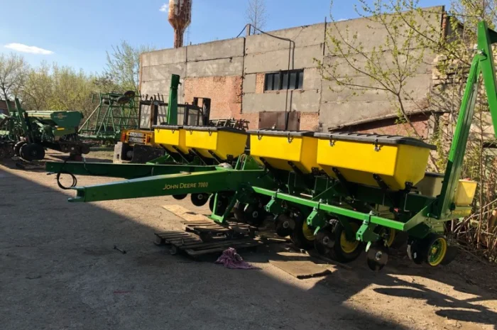 John Deere 7000- фото № 1