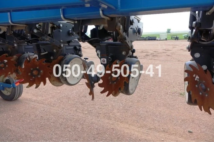Механическая сеялка Кинзе Kinze 3600 16 рядная бу (из США) купить- фото № 5