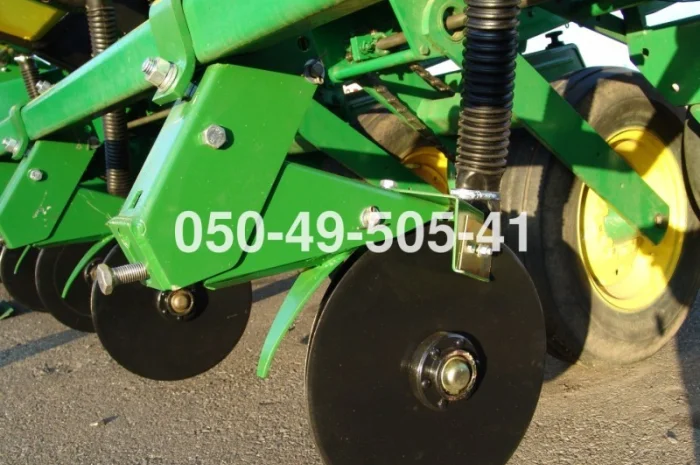 Сівалка пропашна сівник Джон Дір John Deere 7000 8 рядка б/у з капремонтом- фото № 9