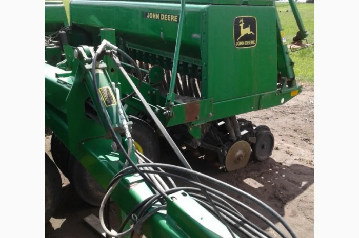 Сеялка JOHN DEERE 455 9 м- фото № 1