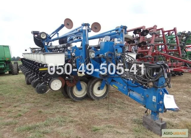 Пропашная пневматическая сеялка Kinze 3700 24 рядная цена б/у- фото № 3