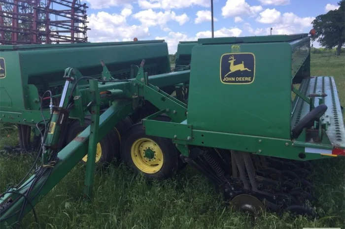 Зерновая сеялка Джон Дир John Deere 455 10.7 м. 15 см. с сухими- фото № 5