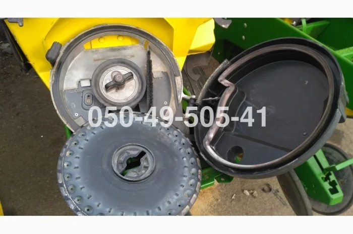 В наявності сівалка під соняшник John Deere 7200 Джон Дір 7200 8 рядкова- фото № 7