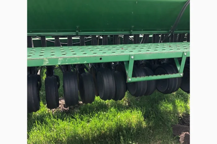 Сеялка John Deere 455 9 метров- фото № 7