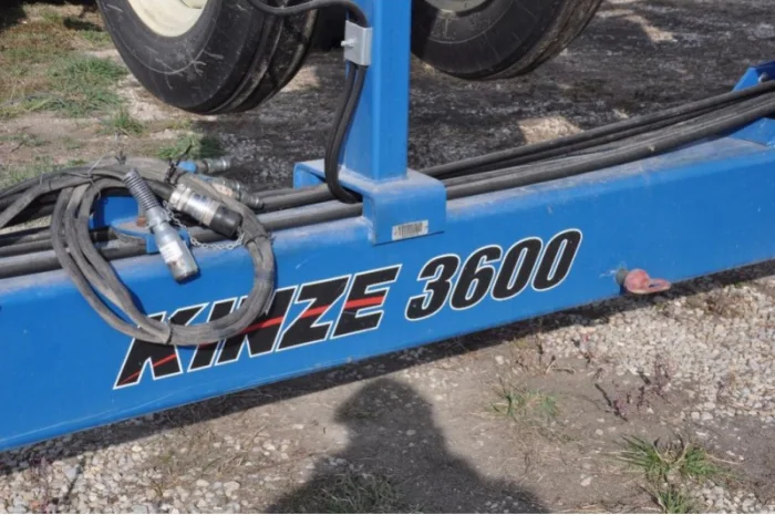 2011 г. б/у сеялка Кинзе Kinze 3600 16 рядная 31 рядная кукуруза соя- фото № 14