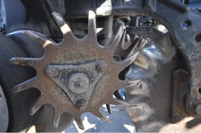 Сеялка точного высева Kinze 3600 16 рядная (пневматическая)- фото № 8