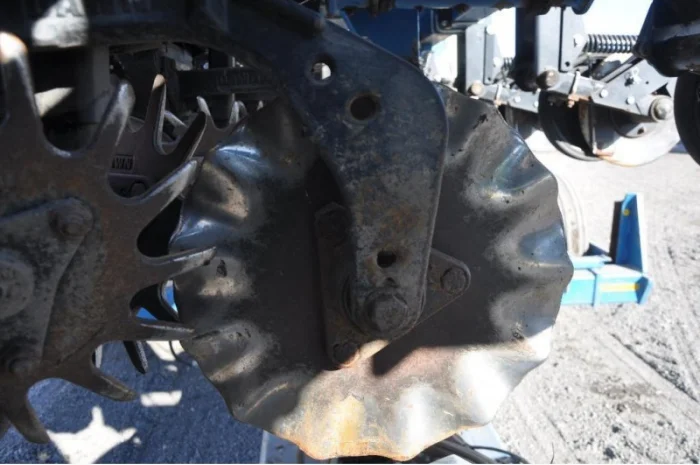 Сеялка точного высева Kinze 3600 16 рядная (пневматическая)- фото № 7