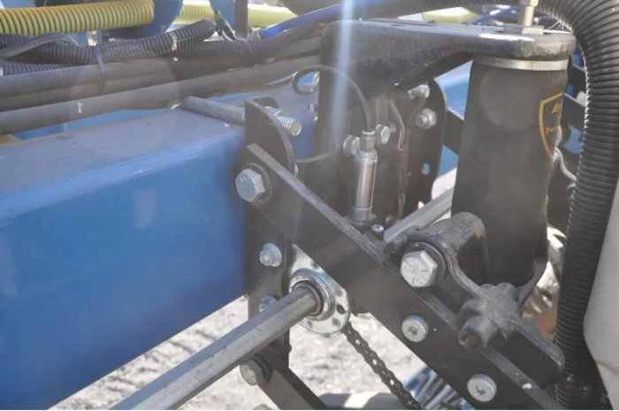 Сеялка точного высева Kinze 3600 16 рядная (пневматическая)- фото № 6