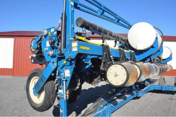 Сеялка точного высева Kinze 3600 16 рядная (пневматическая)- фото № 20