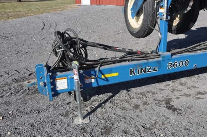 Сеялка точного высева Kinze 3600 16 рядная (пневматическая)- фото № 17