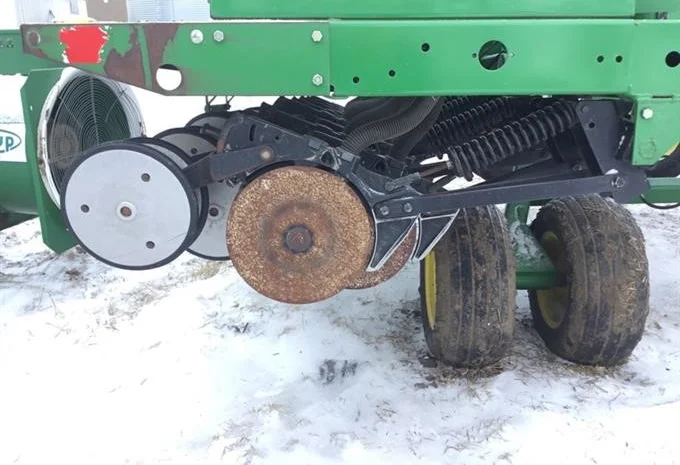 Широкорядная зерновая сеялка Джон Дир John Deere 455 (м/р 25 см.)- фото № 9