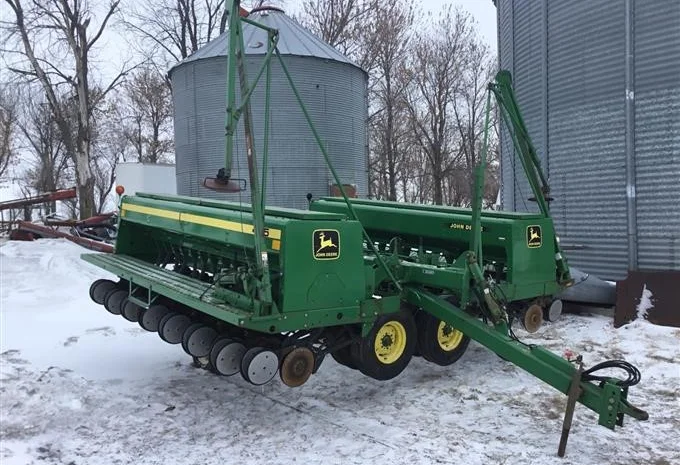 Широкорядная зерновая сеялка Джон Дир John Deere 455 (м/р 25 см.)- фото № 3