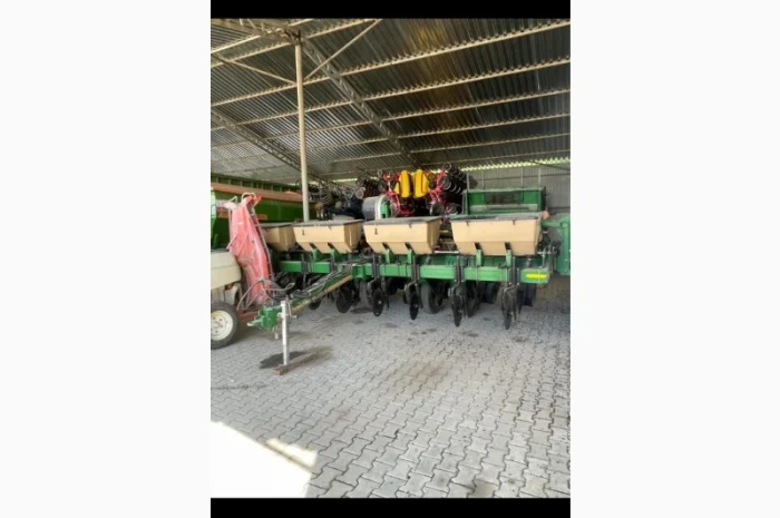 Причипна сівалка Great Plains YP825- фото № 2