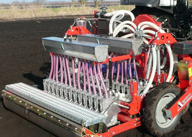 Новая сеялка сплошного высева пневматическая Agricola SNT - 2-130 І 2-290- фото № 6