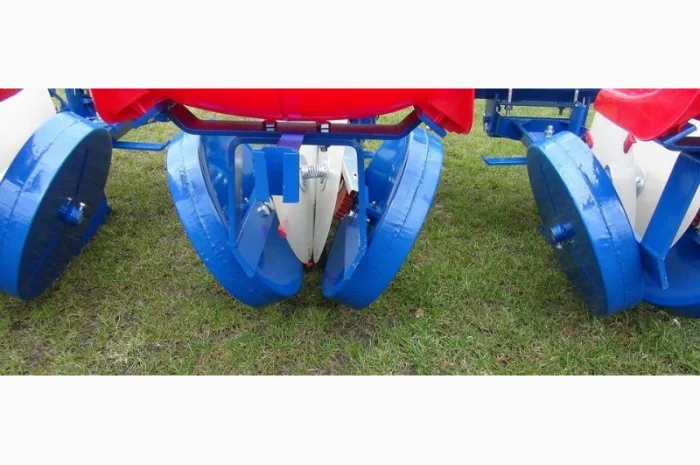 Рассадопосадочная машина 2-х и 4-х рядные Польша к трактору- фото № 5