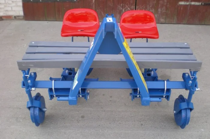 Рассадопосадочная машина 2-х и 4-х рядные Польша к трактору- фото № 6