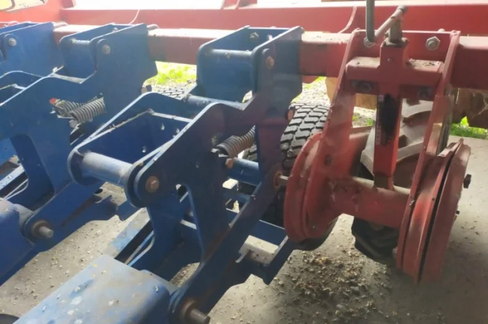 Рассадопосадочная машина FERRARI Fmax3- фото № 7