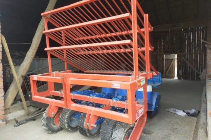 Рассадопосадочная машина FERRARI Fmax3- фото № 1