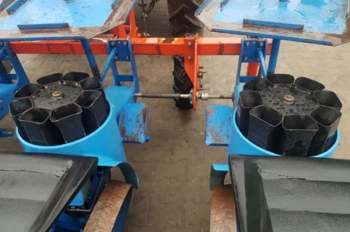 Розсадопосадочна машина Ferrari Fmax 4 рядна- фото № 3