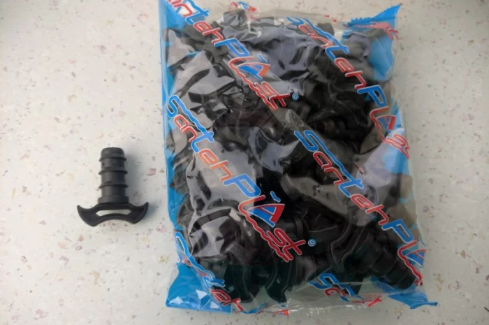 Заглушка для капельной трубки DN16 Santehplast SL-020 Упаковка 50 штук- фото № 1