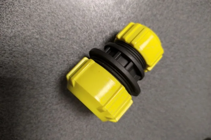 Муфта переходная соединительная для полива 3/4" - 1/2"- фото № 1