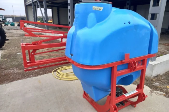 Оприскувач навісний штанговий 800/14- фото № 1