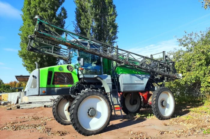 Опрыскиватель самоходный Tecnoma Laser 4240- фото № 1