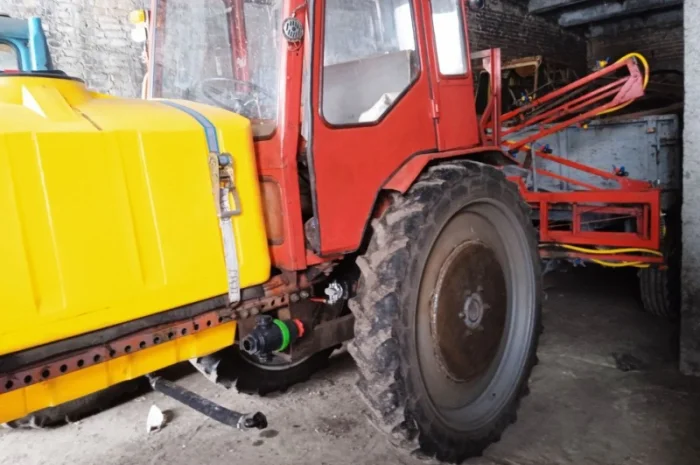 Опрыскиватель самоходный Трактор Т-16- фото № 10