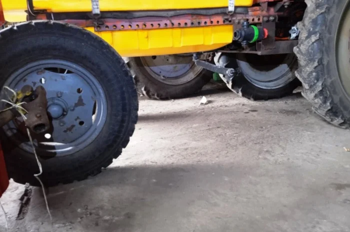 Опрыскиватель самоходный Трактор Т-16- фото № 12