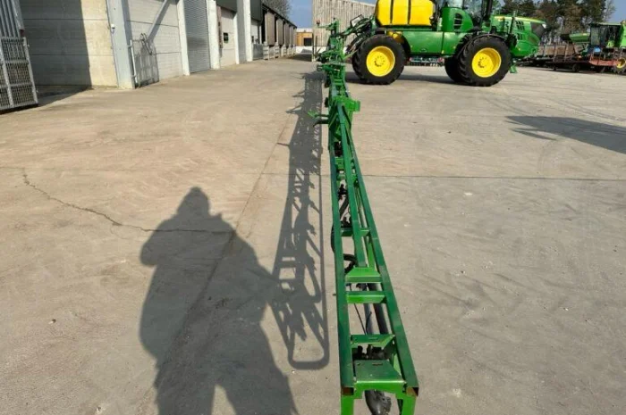 Обпричкувач самохідний John Deere R4040i (2019)- фото № 7