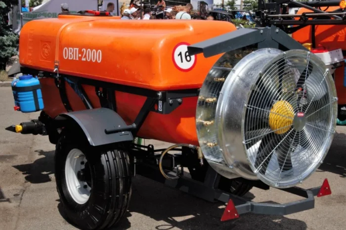 Обприскувач причіпний вентиляторний Львівагромашпроект ОВП-2000- фото № 1
