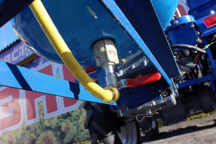 Опрыскиватель Нержавейка 80 л. Навесной. Для мотоблока, трактора- фото № 6