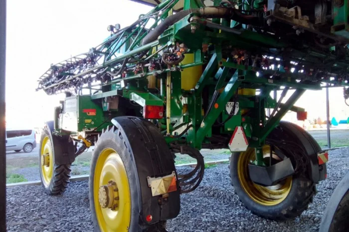Розпродаж самохідних оприскувачів John Deere- фото № 5