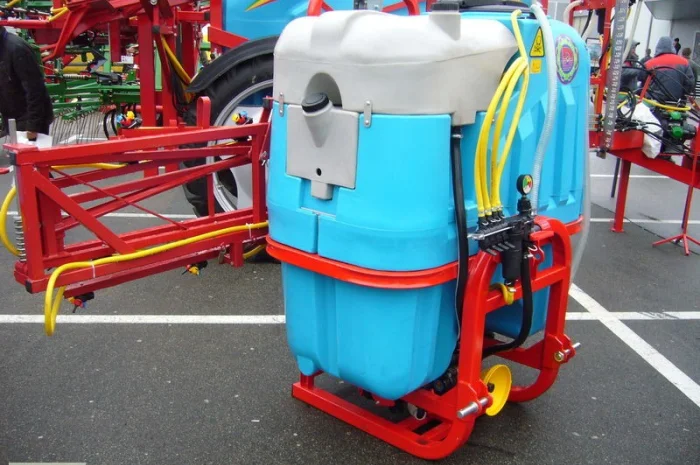 Опрыскиватели полевые навесные "Максус" от 200 до 800 литров- фото № 3