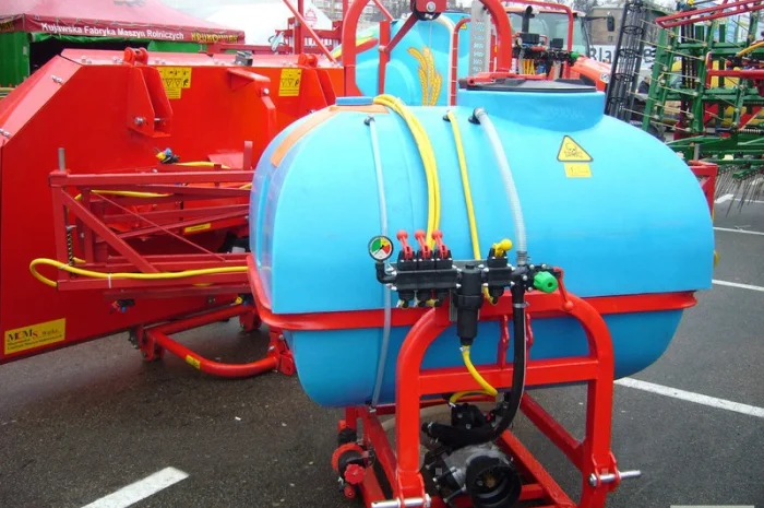 Опрыскиватели полевые навесные "Максус" от 200 до 800 литров- фото № 4