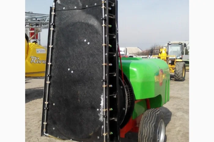 Продам садовый опрыскиватель на 2000 литров Прицепной Родос-2000- фото № 2