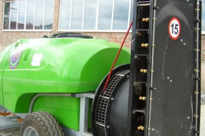 Продам садовый опрыскиватель на 2000 литров Прицепной Родос-2000- фото № 4