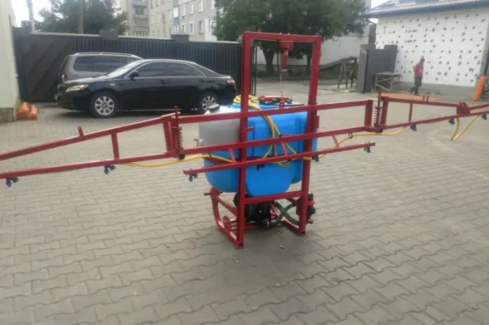 Опрыскиватель 200 - 300 - 400 - 600 - 800 - 1000 - 2000 - 2500 л Польша- фото № 2