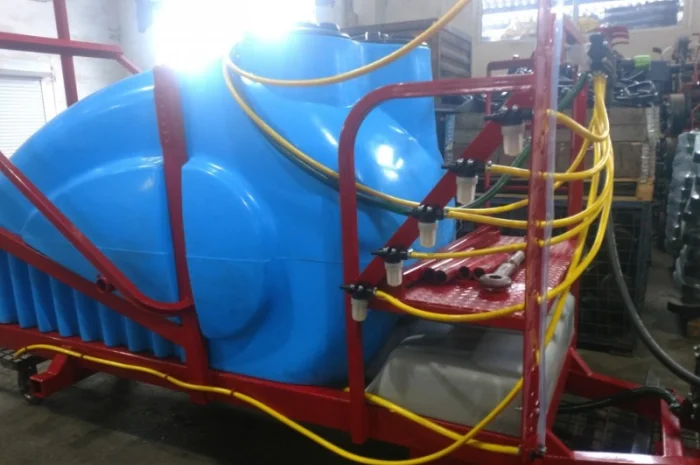 Оприскувач причіпний 2000 2500 л Польща- фото № 8