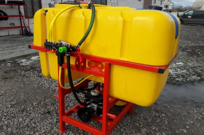 Обприскувач для садів та виноградників 800 л- фото № 2