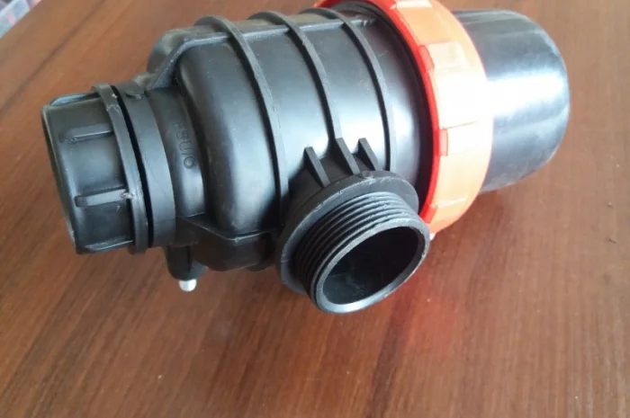 Фильтр всасывающий на навесной опрыскватель фирмы Agroplast (Польша)- фото № 4