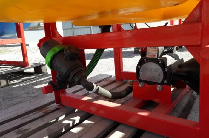 Навісний обприскувач 600 л штанга 14 м для внесення пестицидів- фото № 13