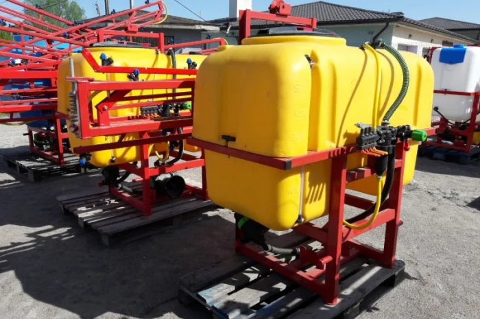 Навісний обприскувач 600 л штанга 14 м для внесення пестицидів- фото № 3