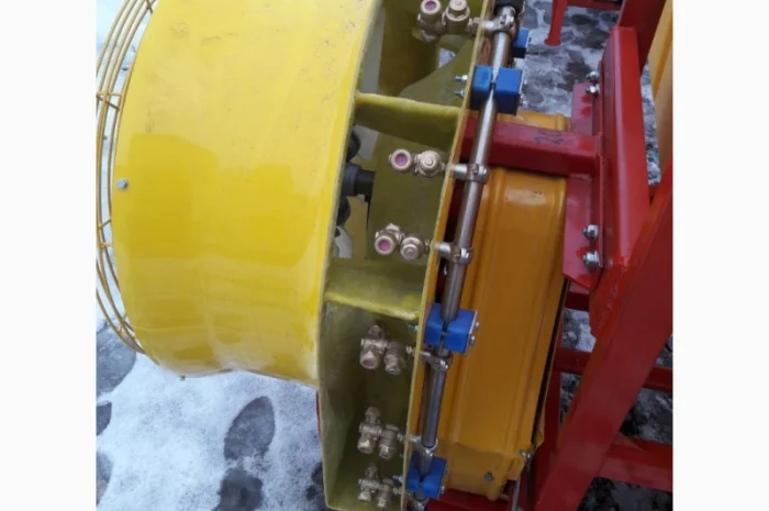 Садовий навісний обприскувач 800 л- фото № 16