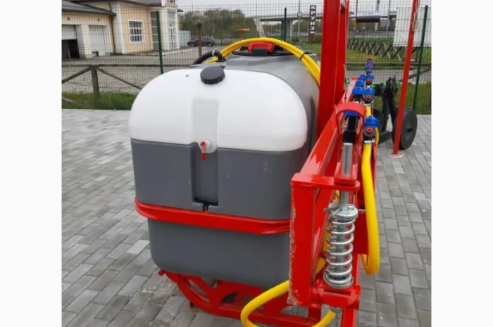 Навісний обприскувач на 600 л штанга 14м- фото № 2