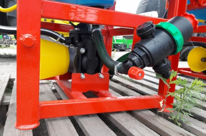 Навісний обприскувач 200 л для внесення пестицидів штанга 10 м- фото № 15