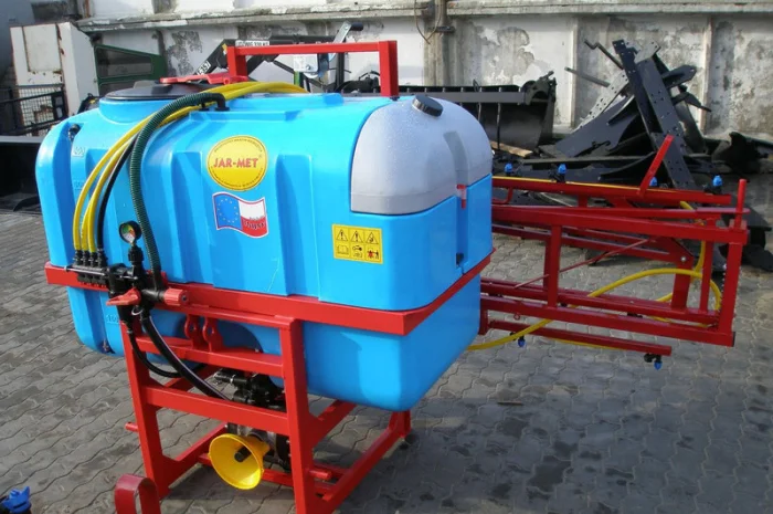 Продам опрыскиватель 600 литров 12, 14 метров штанга со стабилизацией- фото № 1